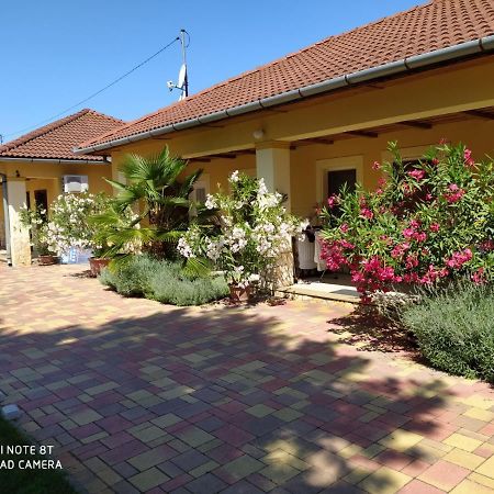 Ferienwohnung Spengler Apartman Harkan Exterior foto